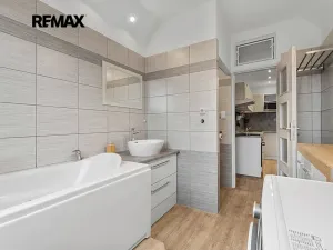 Pronájem bytu 3+1, Plzeň, Komenského, 66 m2