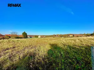 Prodej pozemku pro bydlení, Ostřetín, 5742 m2