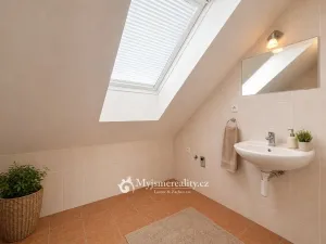 Pronájem bytu 2+kk, Znojmo, Rooseveltova, 86 m2