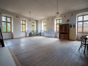 Prodej rodinného domu, Černá v Pošumaví, 190 m2