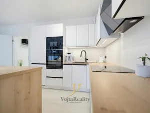 Prodej bytu 2+kk, Olomouc, Milana Ticháka, 63 m2