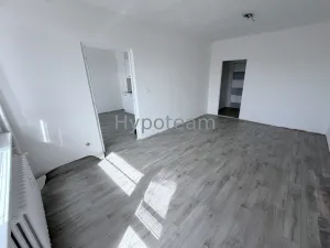 Pronájem bytu 1+1, Ústí nad Labem - Neštěmice, Sibiřská, 42 m2