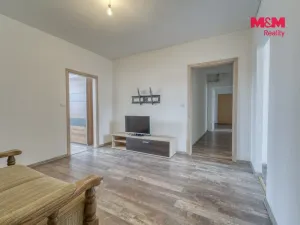 Prodej bytu 4+1, Lesná, 64 m2