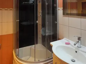 Pronájem bytu 2+1, Ostrov, Štúrova, 58 m2