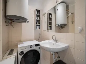 Pronájem bytu 3+kk, Praha - Libeň, Sokolovská, 86 m2