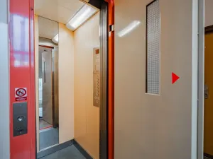 Pronájem bytu 3+kk, Praha - Libeň, Sokolovská, 86 m2