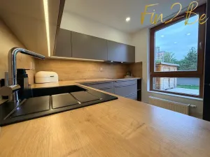 Pronájem bytu 3+1, Praha - Vysočany, Za Lidovým domem, 84 m2