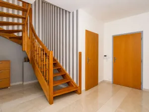 Prodej bytu 4+kk, Praha - Uhříněves, Nové náměstí, 156 m2