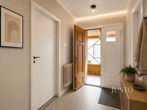 Prodej rodinného domu, Zvole, 520 m2