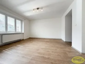 Pronájem bytu 2+1, Kroměříž, Sládkova, 62 m2