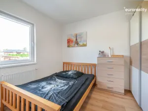 Prodej bytu 2+kk, Tachov, Na Třešňovce, 37 m2