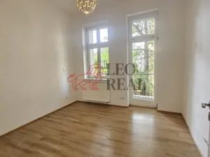 Pronájem bytu 2+kk, Praha - Žižkov, Kubelíkova, 40 m2