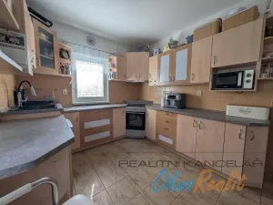 Prodej rodinného domu, Hrušovany u Brna, Zahradní, 130 m2