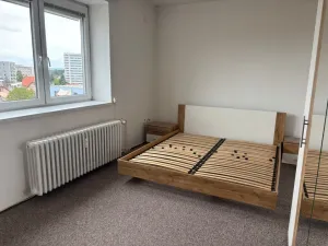 Pronájem bytu 2+1, Hradec Králové, Pospíšilova, 52 m2