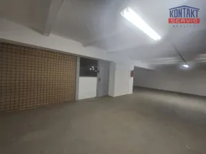 Pronájem skladu, České Budějovice, Rudolfovská tř., 198 m2