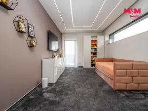 Prodej rodinného domu, Jirny, Modřínová, 400 m2