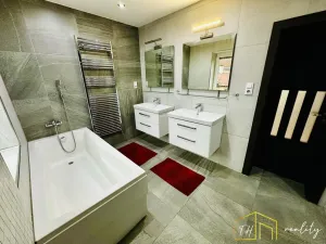 Prodej vícegeneračního domu, Teplice - Trnovany, Klicperova, 180 m2