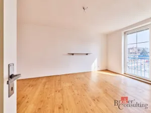 Pronájem bytu 2+kk, Úpice, Národní, 46 m2