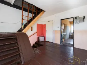 Prodej rodinného domu, Modlany, 250 m2