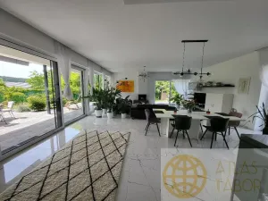 Prodej rodinného domu, Tábor - Čelkovice, U Zahrad, 235 m2