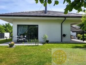 Prodej rodinného domu, Tábor - Čelkovice, U Zahrad, 235 m2