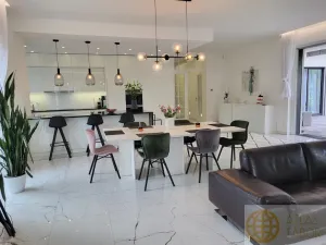 Prodej rodinného domu, Tábor - Čelkovice, U Zahrad, 235 m2