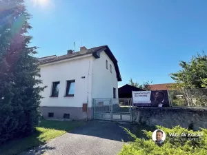 Prodej rodinného domu, Stěžery, Lipová, 186 m2