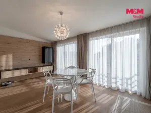 Prodej rodinného domu, Ořech, Karlštejnská, 112 m2