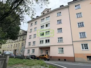 Prodej bytu 3+1, Karlovy Vary, Mattoniho nábřeží, 89 m2