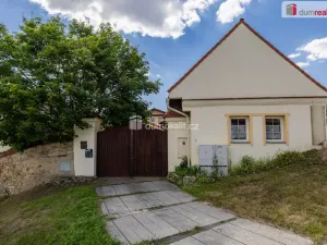 Pronájem výrobních prostor, Doksy, Václ. Plecitého, 4300 m2