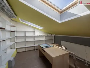Pronájem výrobních prostor, Doksy, Václ. Plecitého, 4300 m2