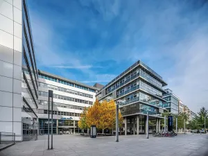 Pronájem kanceláře, Praha - Smíchov, Radlická, 364 m2