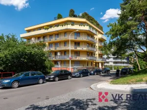 Prodej bytu 2+kk, Praha - Břevnov, Šlikova, 63 m2
