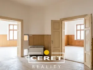 Prodej komerční nemovitosti, Žatec, Volyňských Čechů, 760 m2