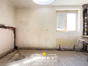 Prodej komerční nemovitosti, Žatec, nám. Prokopa Malého, 650 m2