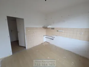 Prodej bytu 1+1, Krnov - Pod Bezručovým vrchem, Jesenická, 39 m2