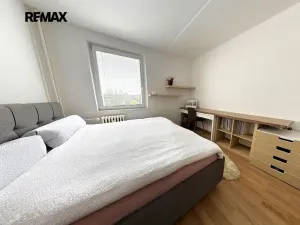 Prodej bytu 3+1, Pardubice, Jana Zajíce, 75 m2