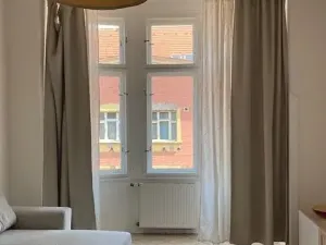 Pronájem bytu 2+kk, Praha - Karlín, Kubova, 43 m2
