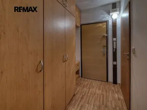 Pronájem bytu 1+kk, Poděbrady, V Aleji, 33 m2