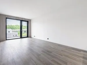Pronájem bytu 2+kk, Praha - Hlubočepy, Slivenecká, 37 m2