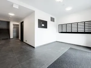 Pronájem bytu 2+kk, Praha - Hlubočepy, Na Zlíchově, 38 m2