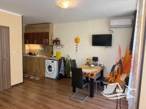 Prodej bytu 1+kk, Acheloj, Bulharsko, 47 m2