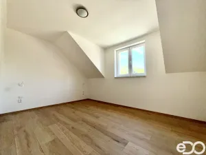Pronájem bytu 4+1, Slatina, 136 m2