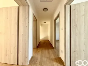 Pronájem bytu 4+1, Slatina, 136 m2