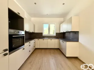 Pronájem bytu 4+1, Slatina, 136 m2