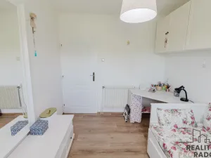Prodej rodinného domu, Katov, 200 m2
