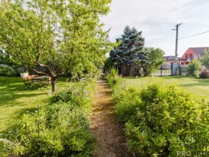 Prodej rodinného domu, Katov, 200 m2