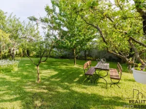 Prodej rodinného domu, Katov, 200 m2