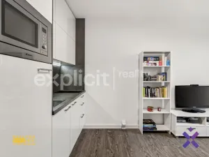 Prodej bytu 1+kk, Zlín, třída Tomáše Bati, 22 m2