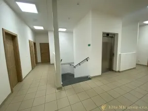 Pronájem kanceláře, Nymburk, Za Žoskou, 14 m2